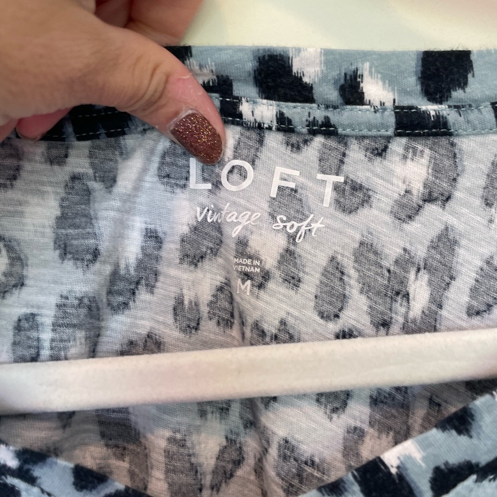 Loft Tee - Picture 3 of 5